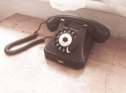 old phone.jpg
