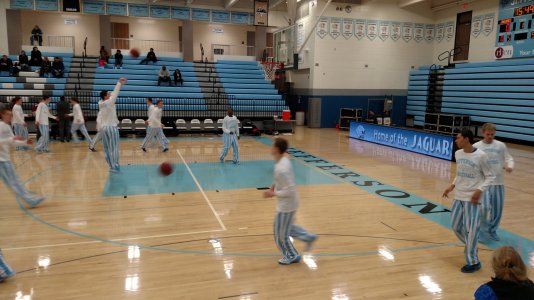 IMG_20150213_jumpshot.jpg IMG_20150213_jumpshot.jpg