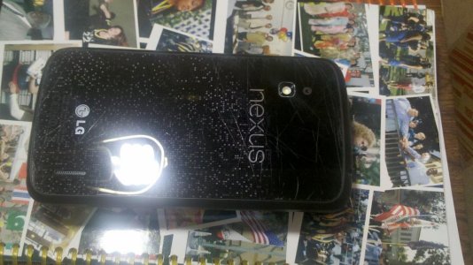 nexus4.jpg