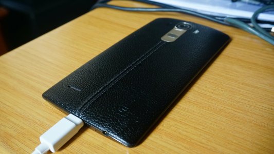 LGG4Leather1.jpg