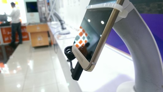 axiom showroom demo unit crack.jpg