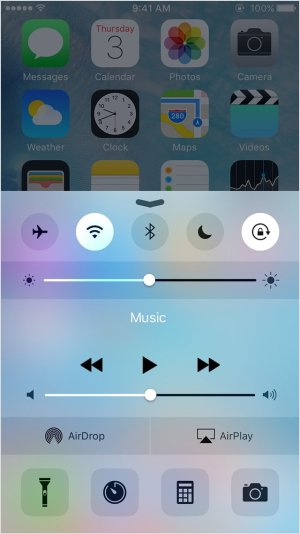 iphone6-ios9-control-center-orientation-lock.jpg