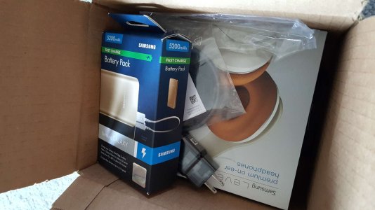 20150204_GoTS_box_inside2.jpg