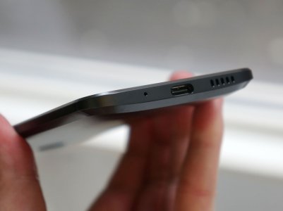 htc-10-gray-3.jpg