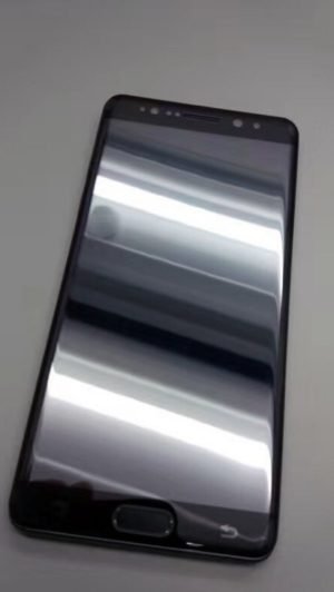 Galaxy-Note-7-Leaked-prototype-image-02-300x532.jpg