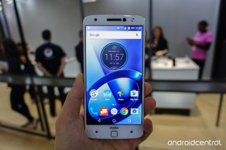 moto-z-hands-on-4.jpg