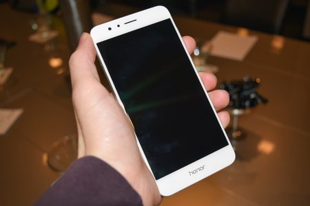 huawei-honor-8-hands-on-2-1500x1000.jpg