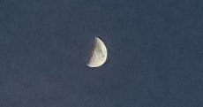 GN7 Moon.jpg