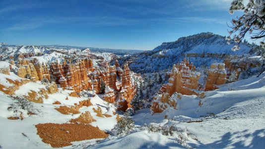 Bryce Canyon.jpg
