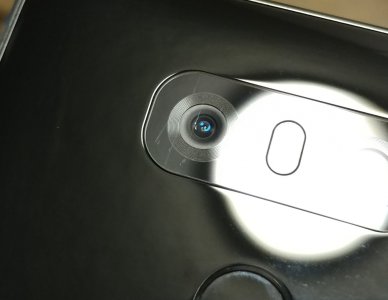 lgcamerascratch.jpg