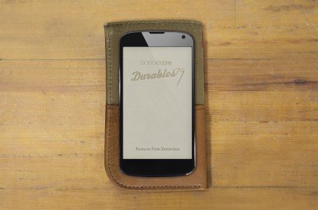DODOcase_Durables_Nexus4_Wallet3.jpg