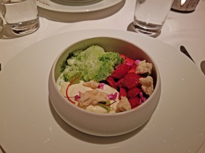 Wilson Birthday Dinner Dessert  2017-04-27 21.52.16.jpg