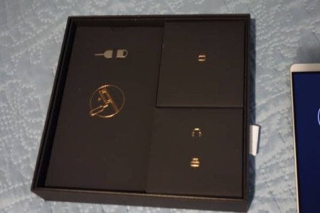 Mate 8.jpg