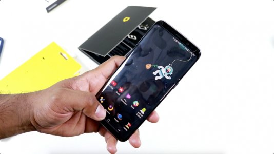 screen-protector.jpg screen-protector.jpg