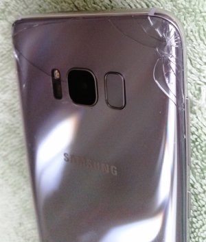 GalaxyS8.top.right.corner.jpg