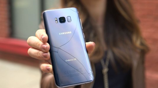 galaxys8-cracked-breakingpoint.jpg