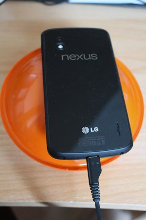 nexus4-charging-orb.jpg