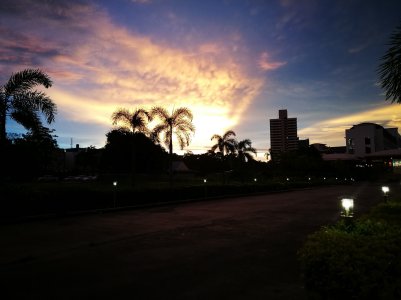 sunset.jpg