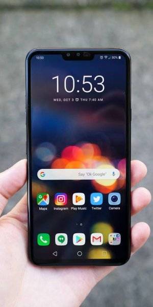 LG-V40-Header-1-of-1-800x1600.jpeg