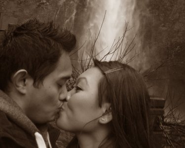 Edited-Kiss.jpg
