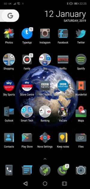 Screenshot_20190112_222516_com.teslacoilsw.launcher.jpg