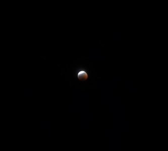 moon_eclipse.JPG