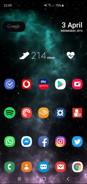 Screenshot_20190403-220919_Nova Launcher.jpg