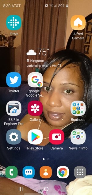 Screenshot_20190620-203048_One_UI_Home[1].jpg