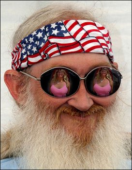 OldManSunglasse.jpg