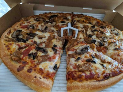 Pizza.jpg