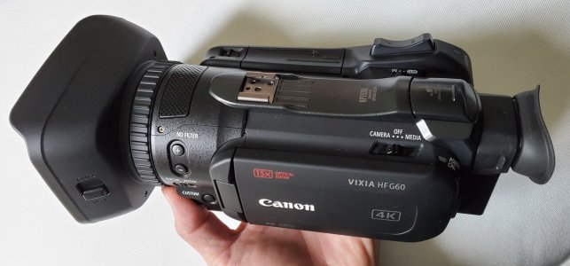 Canon G60 Camcorder Pic (side view).jpg