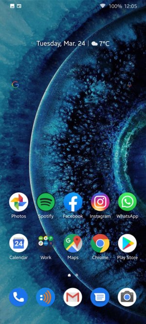 Screenshot_20200324-120558_One UI Home.jpg