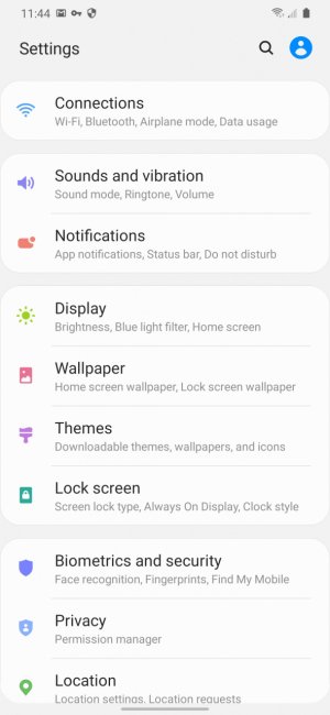 Screenshot_20200527-234437_Settings.jpg