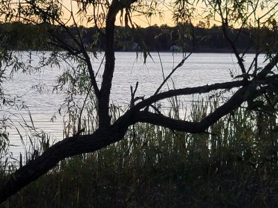 Dusk_on_the_Lake.jpg