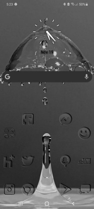 Screenshot_20201119-172353_Nova Launcher.jpg