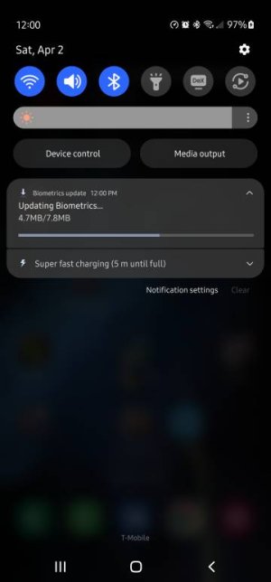 Screenshot_20220402-120017_One UI Home.jpg