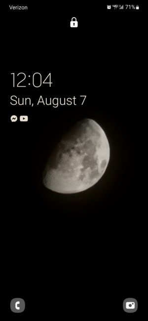 Screenshot_20220807-000435_One UI Home.jpg