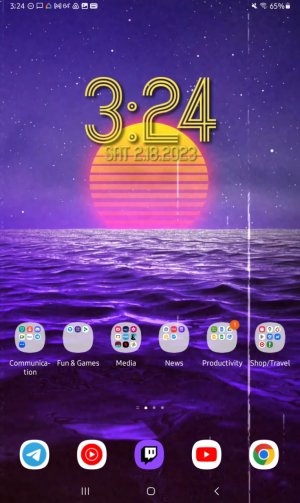 Screenshot_20230218_152405_One UI Home.jpg