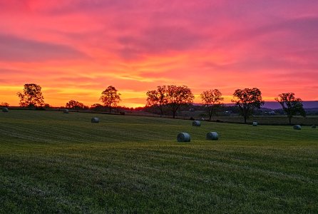 CAve Ridge-Sunrise-May2023.jpg