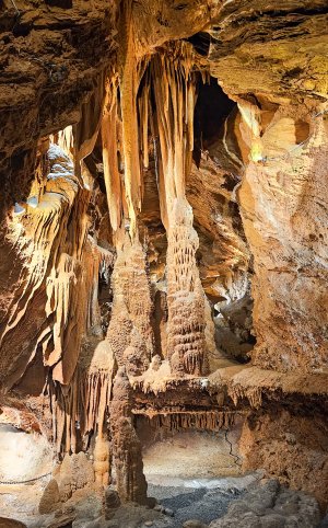 Shen Caverns-2.jpg