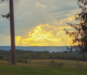 Sunset-Aug23.jpg
