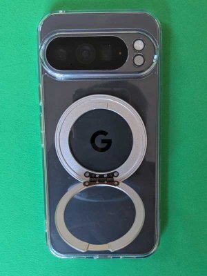 Clear-Phone-Case-Stand3.jpg
