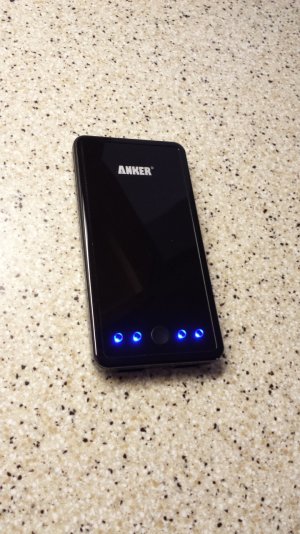 Anker 10KmAh.jpg
