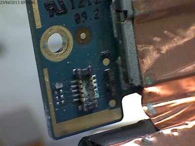 31033252_B.JPG