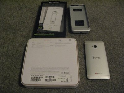 HTC One Box & Back.jpg