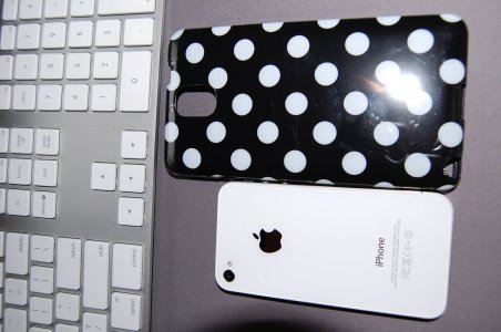 note 3 polka dot case.jpg