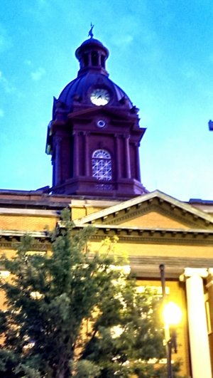Newnan Ga Courthouse circa 1833.jpg