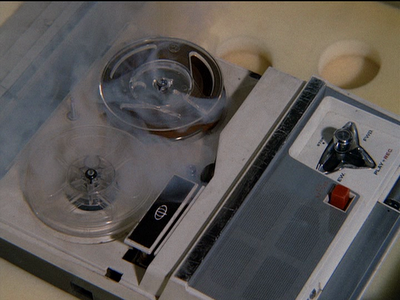 Mission+Impossible+Jim+Phelps+briefing+6+tape+recorder+self+destructs.png
