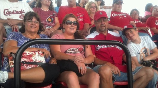 Mom, Sis,Dad and Alex.jpg