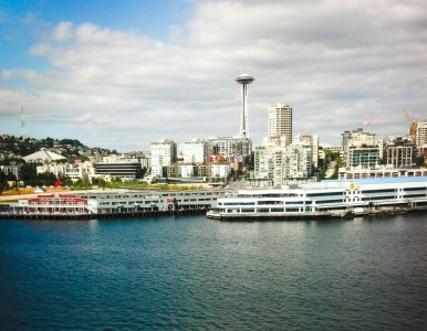 Seattle_bay.jpg